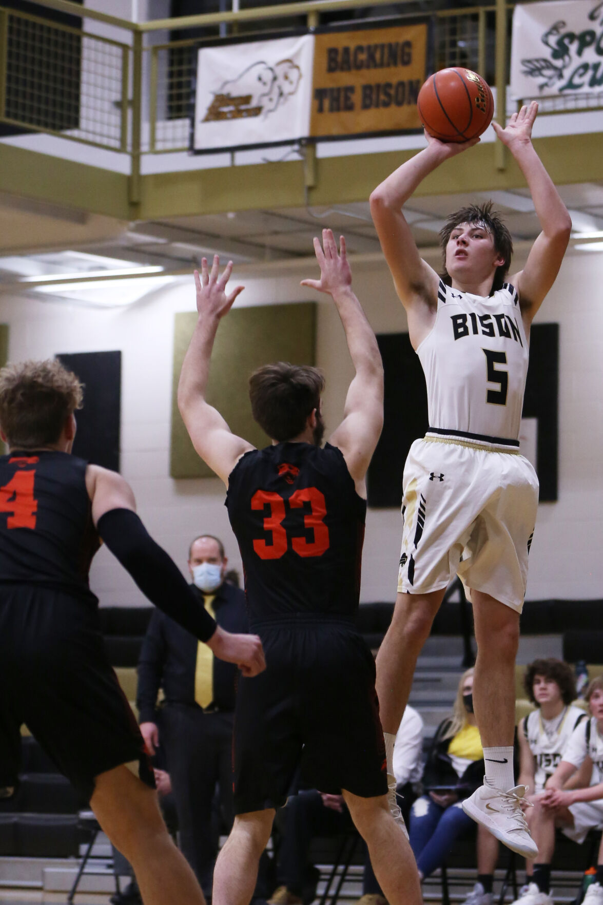 Hunter Stone takes a shot from inside the key